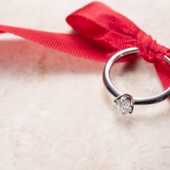 婚約指輪が欲しい…彼に上手に伝える6つの方法